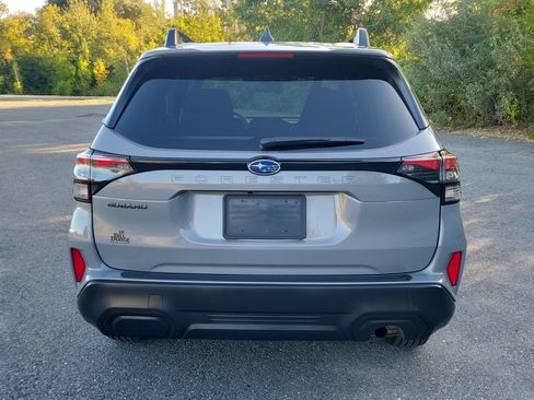 Used 2026 Subaru Forester Premium AWD/4WD image 6
