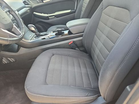 Used 2017 Ford Edge SEL FWD image 14