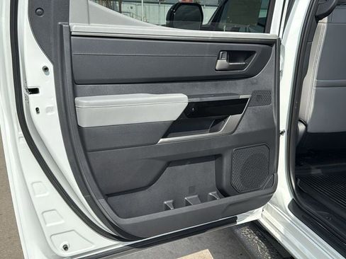New 2026 Toyota Tundra Limited AWD/4WD image 17
