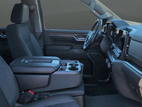 Used 2023 Chevrolet Silverado 1500 LT AWD/4WD image 27