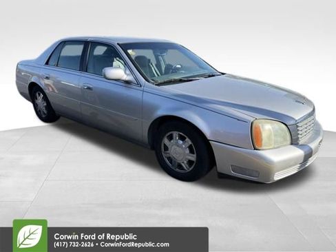 Used 2004 Cadillac De Ville w/ Equipment Group FWD image 6