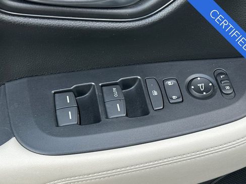 Certified 2023 Honda HR-V LX image 11