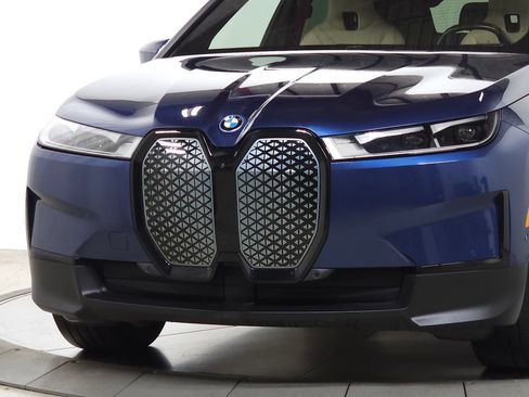 Used 2024 BMW iX xDrive50 w/ Convenience Package AWD/4WD image 3
