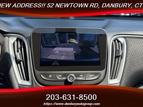 Used 2019 Chevrolet Malibu RS FWD image 22