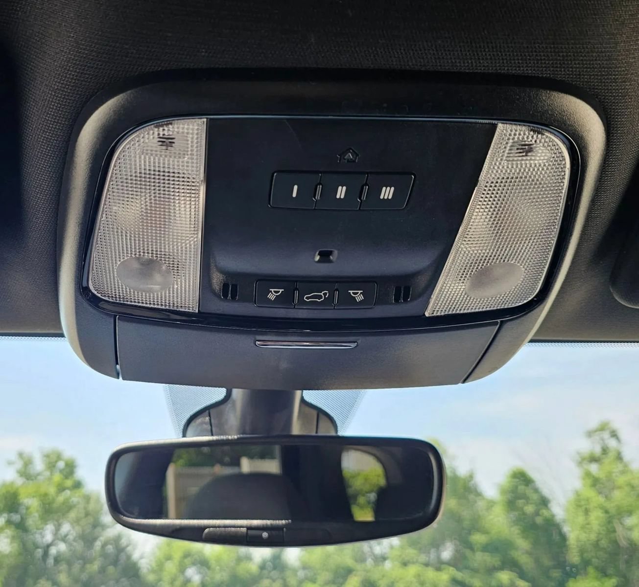 Used 2023 Dodge Durango GT AWD/4WD image 36
