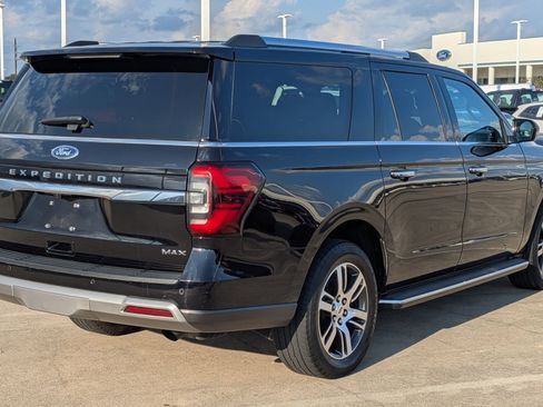 Used 2023 Ford Expedition Max Limited image 3