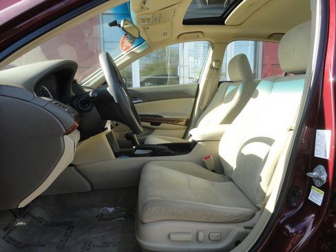 Used 2009 Honda Accord EX image 7