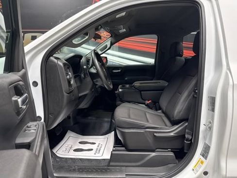 Used 2025 Chevrolet Silverado 1500 W/T RWD image 5
