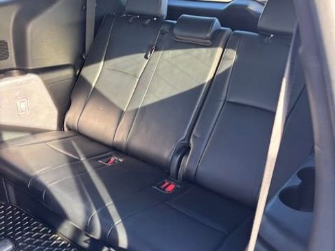 Used 2022 Toyota Highlander XSE image 24