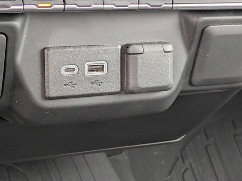 Used 2024 GMC Sierra 1500 Pro w/ Pro Value Package AWD/4WD image 26