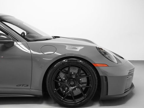 Certified 2026 Porsche 911 GT3 RWD image 23