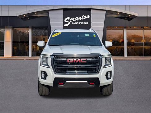 Used 2024 GMC Yukon AT4 image 8