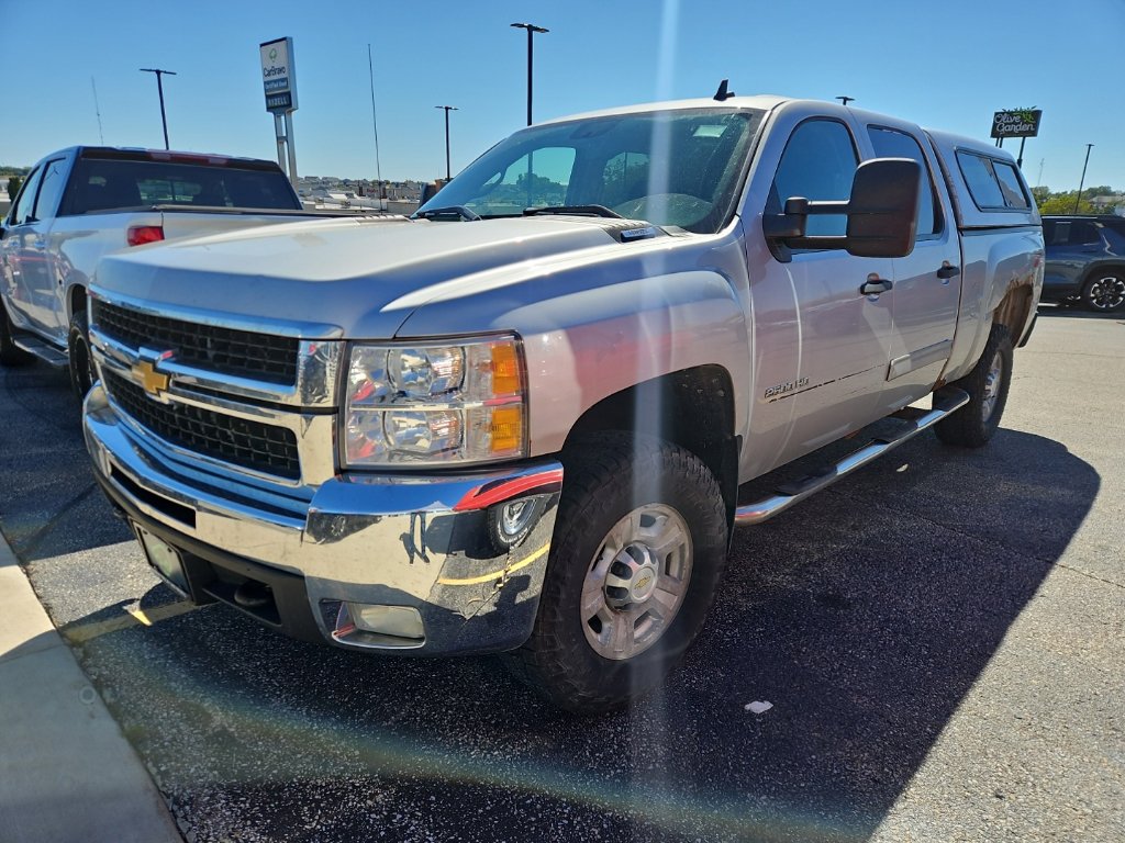 Used 2010 Chevrolet Silverado 2500 LT w/ Interior Plus Package AWD/4WD image 1