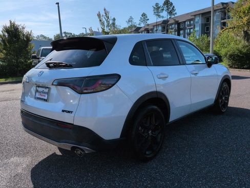 Used 2023 Honda HR-V Sport image 6