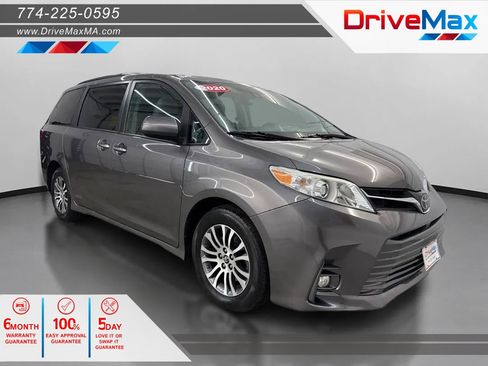 Used 2020 Toyota Sienna XLE FWD image 1