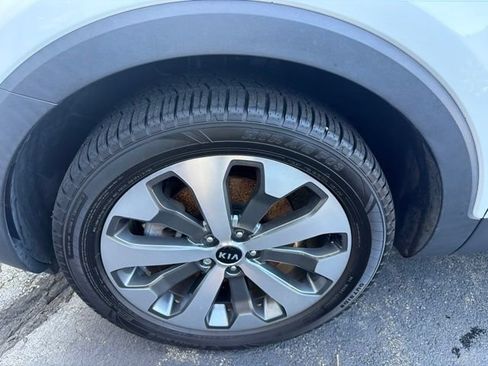 Used 2020 Kia Telluride EX w/ EX Premium Package AWD/4WD image 9