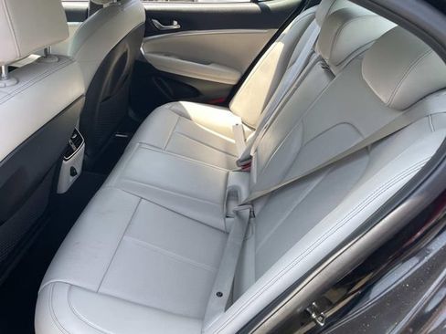 Used 2023 Genesis G70 2.0T AWD/4WD image 17