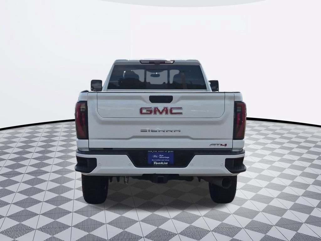 Used 2024 GMC Sierra 3500 AT4 w/ Technology Package AWD/4WD image 5