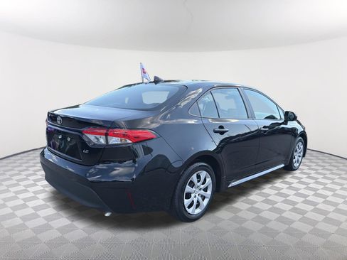Certified 2025 Toyota Corolla LE FWD image 17