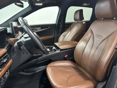 Used 2022 Lincoln Nautilus Reserve w/ Equipment Group 201A image 10