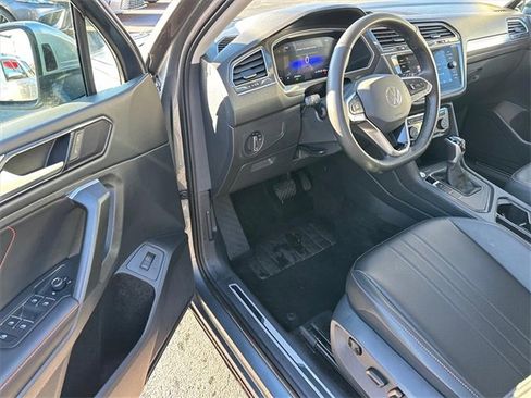 Used 2024 Volkswagen Tiguan Wolfsburg Edition image 9