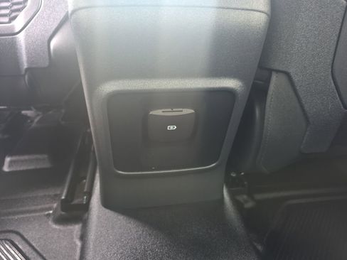 Certified 2023 Ford Bronco Black Diamond AWD/4WD image 38
