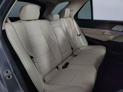 Used 2022 Mercedes-Benz GLE 350 4MATIC image 15