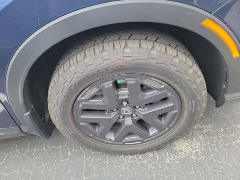 Used 2026 Honda CR-V TrailSport image 9