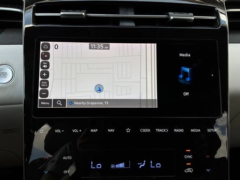 Used 2023 Hyundai Tucson Limited AWD/4WD image 38