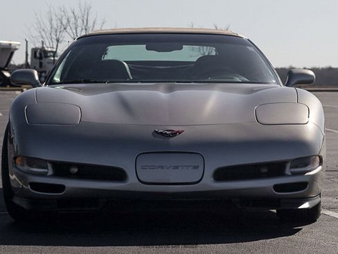 Used 1999 Chevrolet Corvette Convertible w/ Memory Pkg image 15