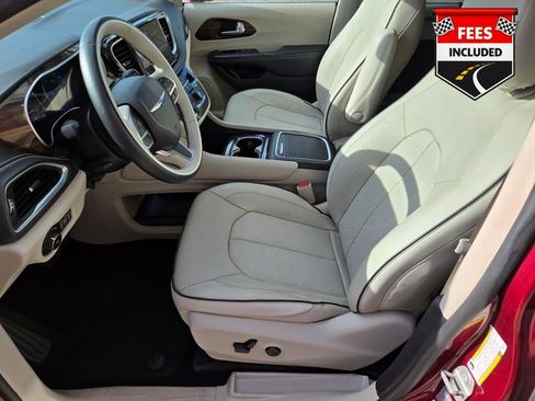 Used 2021 Chrysler Pacifica Limited w/ Premium & Safety Sphere Group AWD/4WD image 13