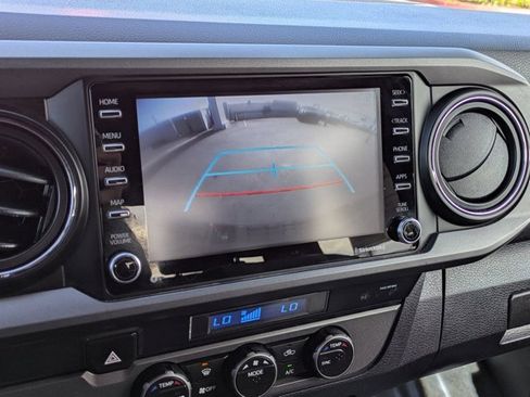 Certified 2022 Toyota Tacoma TRD Off-Road image 22