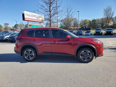 Certified 2024 Nissan Rogue SV w/ SV Premium Package image 3