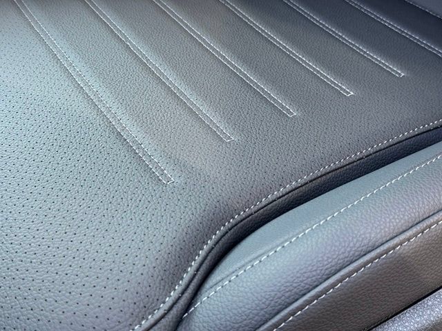 New 2026 Mercedes-Benz C 300 4MATIC Sedan image 29