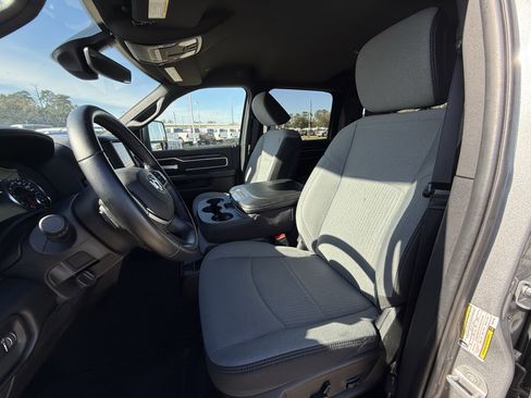 Used 2024 RAM 2500 Big Horn w/ Bed Utility Group image 27