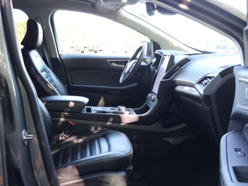 Used 2024 Ford Edge SEL AWD/4WD image 36