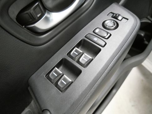 Used 2024 Honda Pilot EX-L image 19