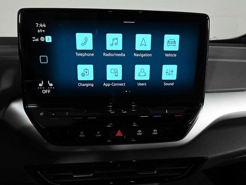 Certified 2023 Volkswagen ID.4 Pro RWD image 22