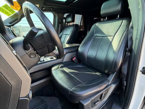 Used 2019 Ford Expedition Max XLT w/ Equipment Group 202A RWD image 10