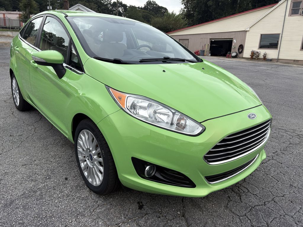 Used 2014 Ford Fiesta Titanium FWD image 7