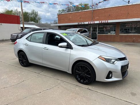 Used 2014 Toyota Corolla S image 5