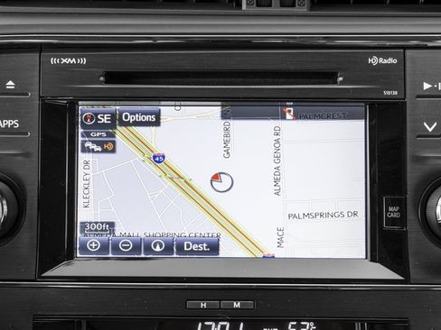 Used 2016 Toyota Avalon XLE Premium FWD image 16