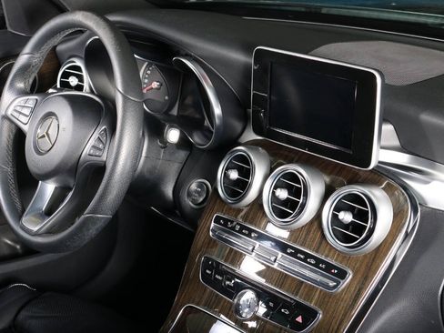 Used 2018 Mercedes-Benz C 300 Sedan image 33