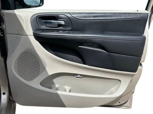 Used 2014 Dodge Grand Caravan SXT w/ Quick Order Package 29G SXT FWD image 29