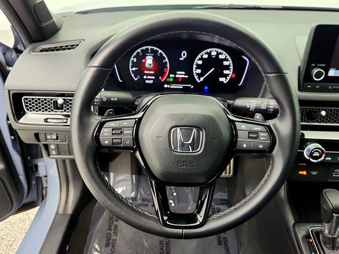 Used 2023 Honda Civic Sport image 13