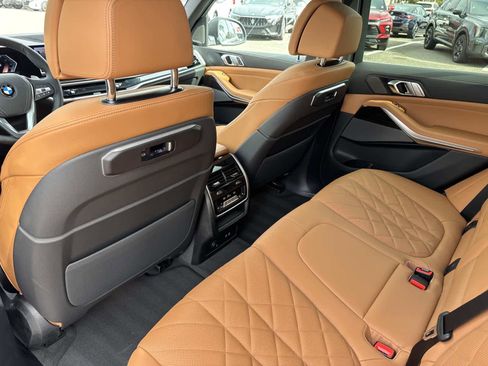 New 2026 BMW X5 xDrive40i w/ Climate Comfort Package image 13