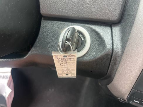 Used 2016 RAM 1500 Express w/ Black Ram 1500 Express Group AWD/4WD image 26