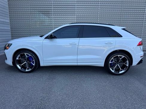 Used 2026 Audi RS Q8 performance AWD/4WD image 2