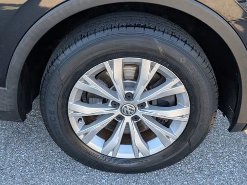 Used 2018 Volkswagen Tiguan S FWD image 15