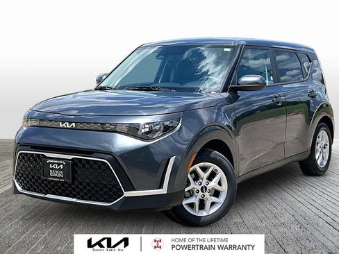 Certified 2025 Kia Soul LX w/ LX Technology Package FWD image 1